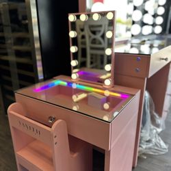 VANITII Kid Vanity Table With Chair Set Read Description 