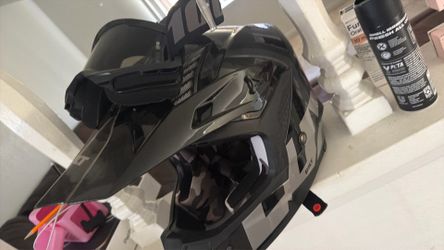Bilt lux helmet and goggles