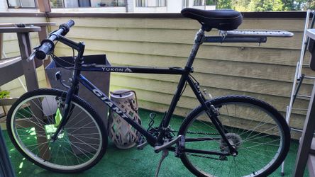 Giant yukon bicycle 21 speed