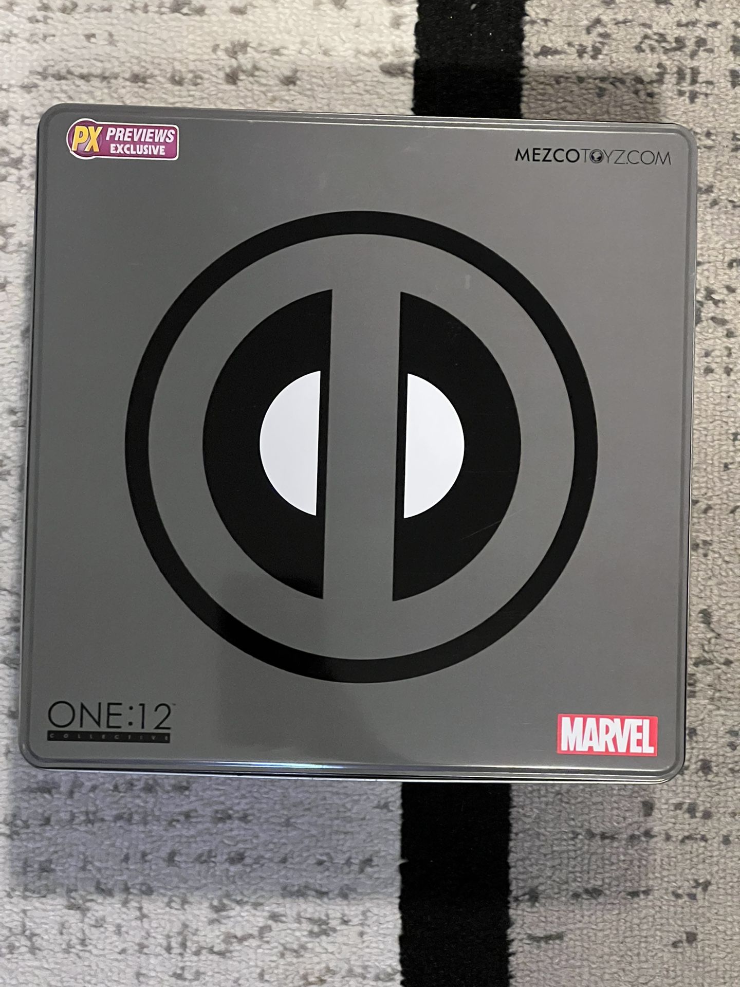 Mezco One:12 Collective Deadpool X Force