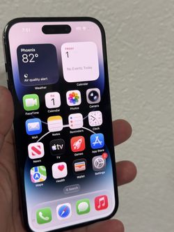 iPhone 14 Pro 128gb black color crack back battery needs service