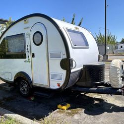 2019 nuCamp 320 S, b/w Trailer