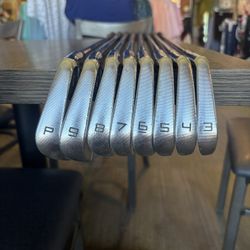 Taylormade P7TW Iron Set 