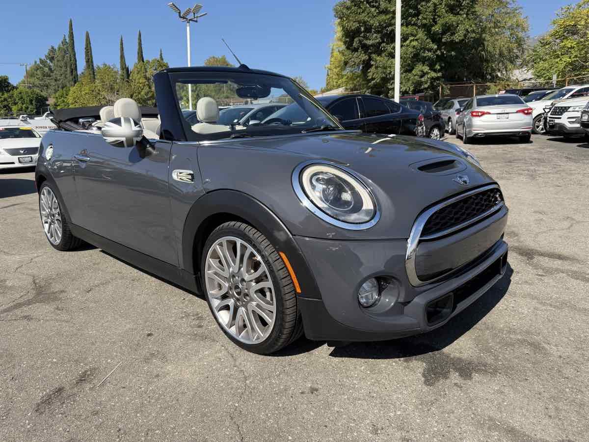 2017 MINI Convertible