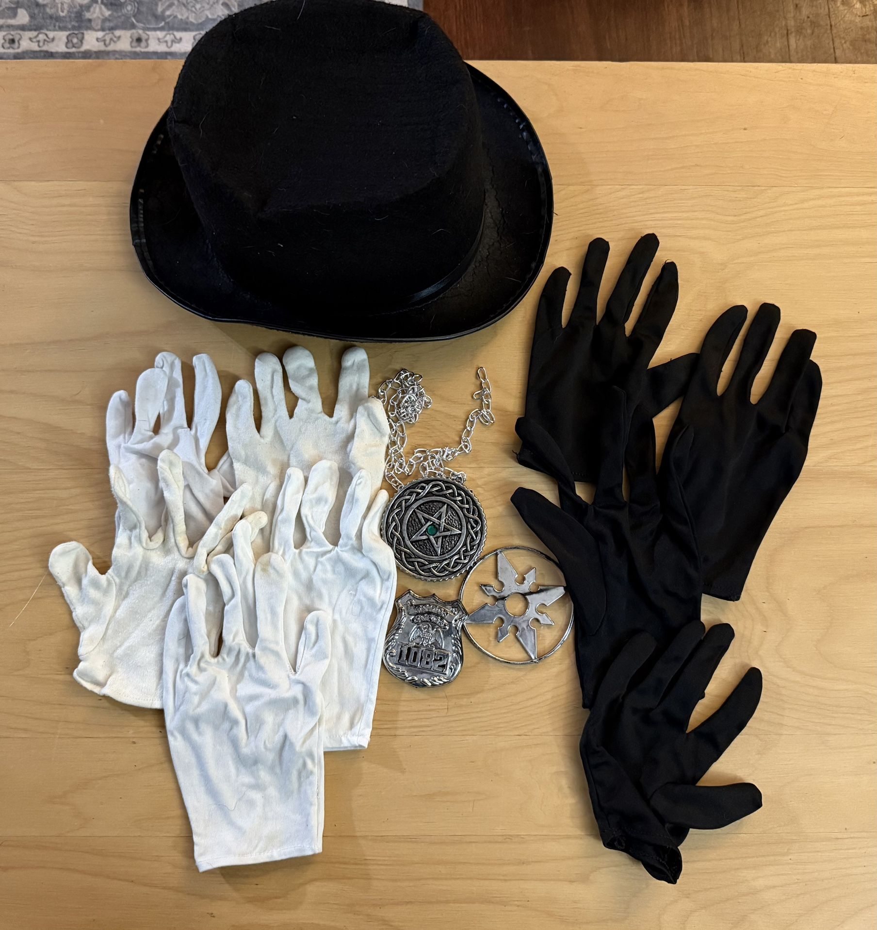 Youth Costume Accessories , Gloves And Hat 