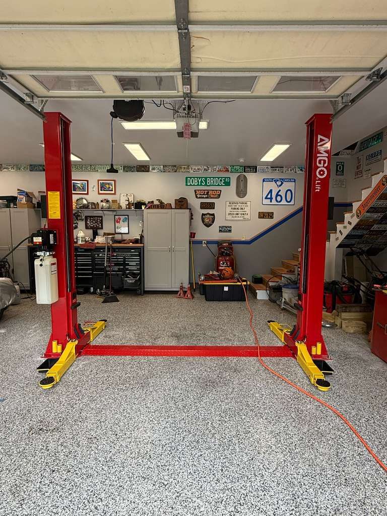 AMGO BP-9 9,000 LBS 2 POST BASE PLATE CAR LIFT
