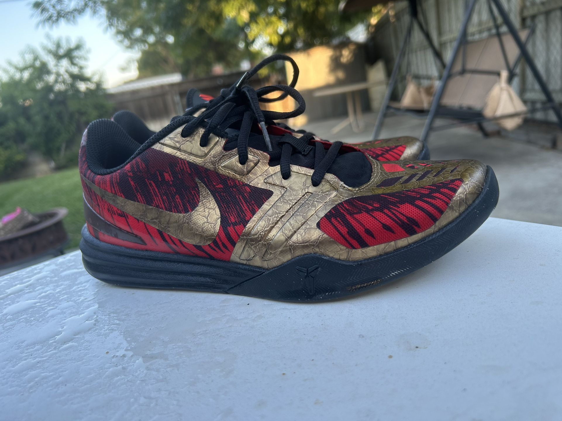 Nike Kobe Mentality Shoes Mens 11 Iron Man Red Gold Gym Sneakers 704942-008 Nike Nike KB Mentality Kobe  main image 2