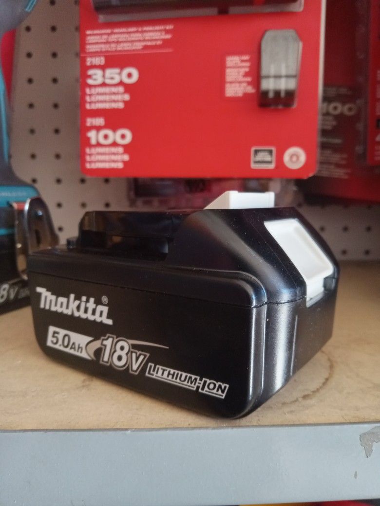 Makita 18-Volt  Lithium-Ion 5.0 Ah Battery 