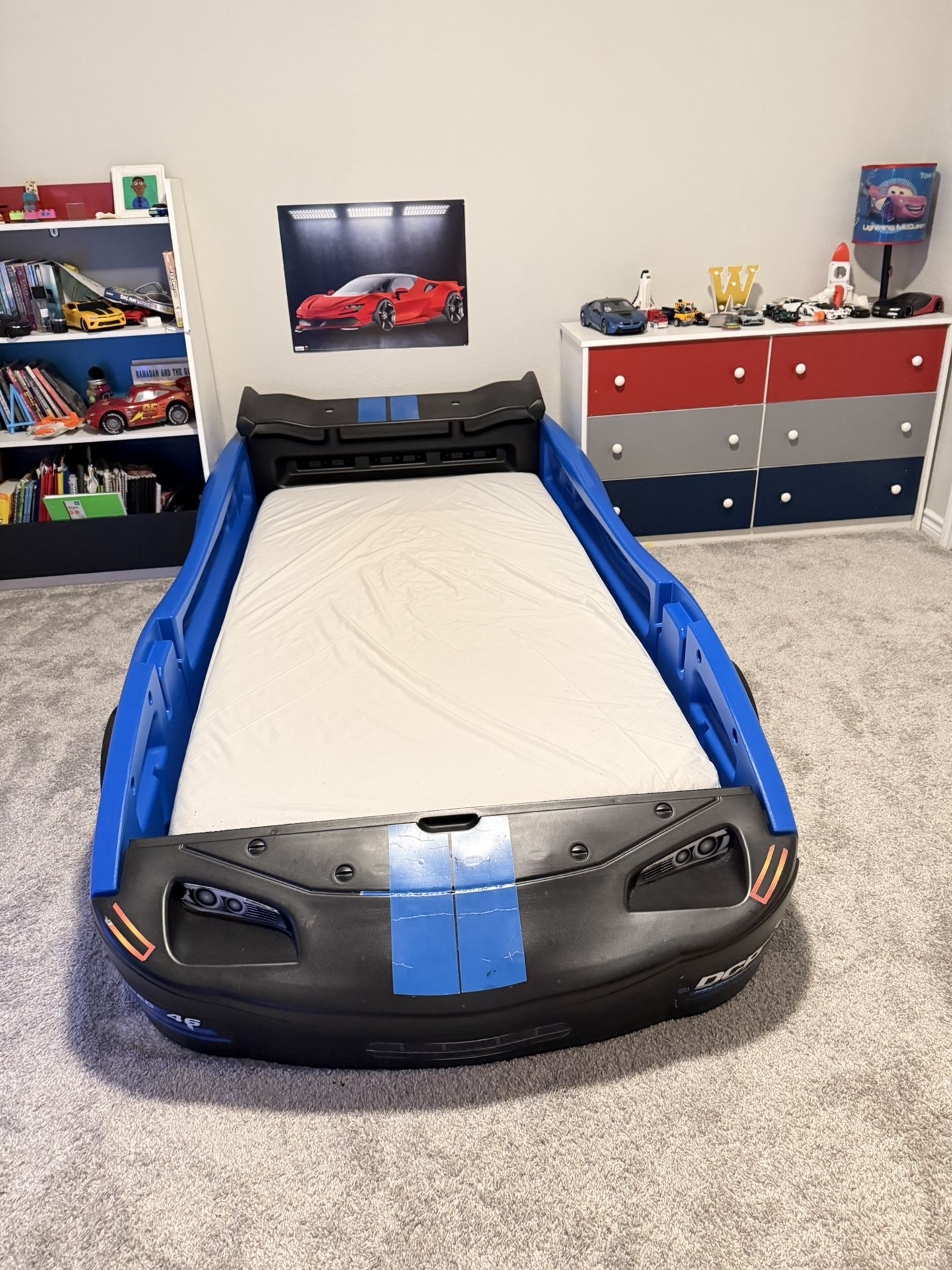 Car Bed - Twin Size
