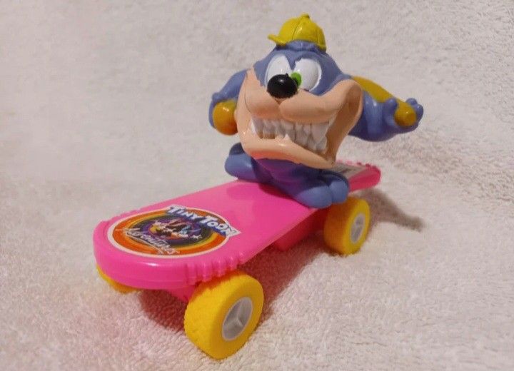 Vintage Looney tunes Dizzy Devil on skateboard