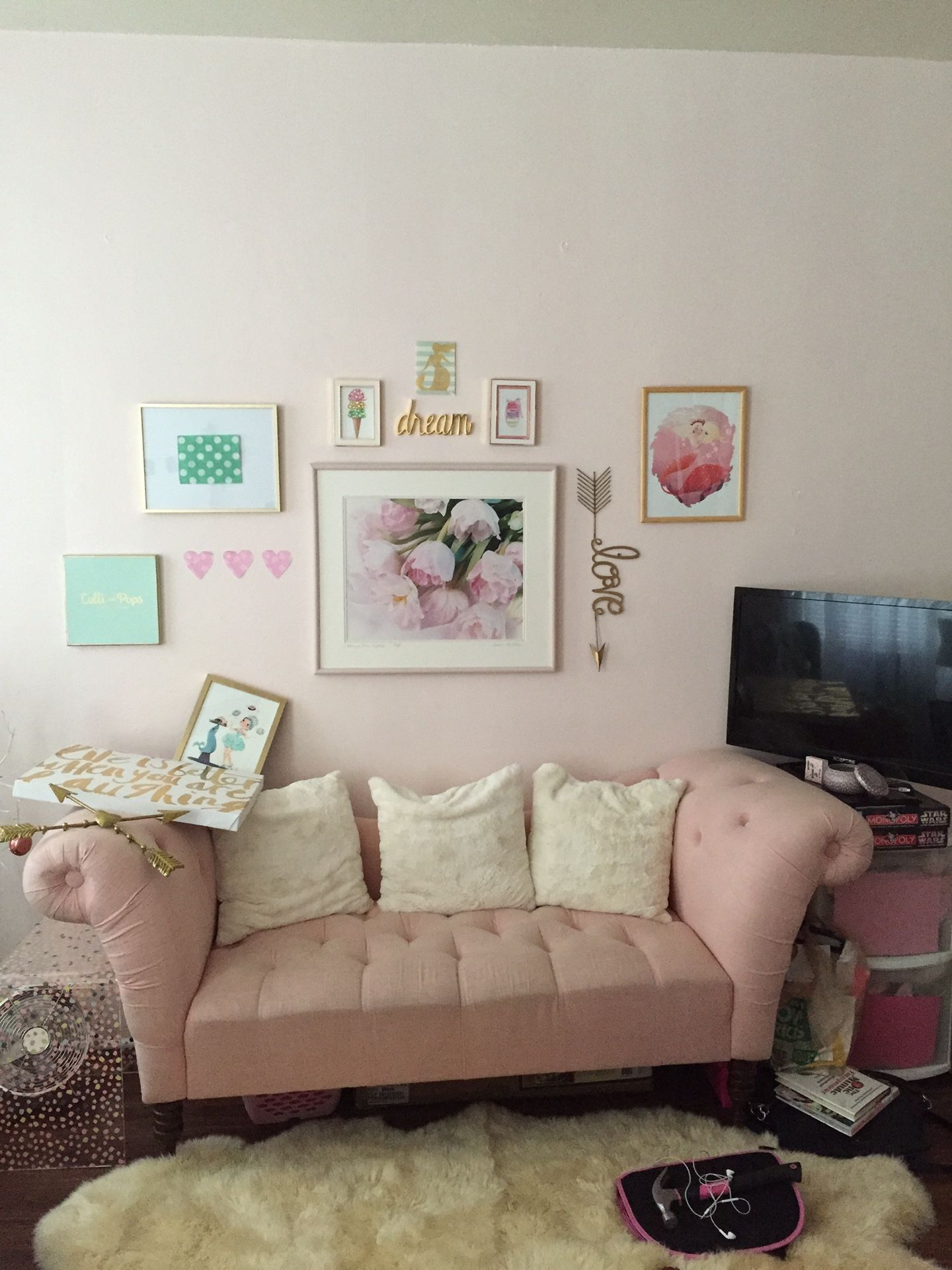 Petal pink linen couch
