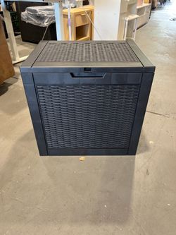 New - Outdoor Storage Deck Box