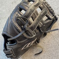 Worth Liberty Fastpitch Softball Glove Sz 12” In Nice Condition Have More Equipment Available 