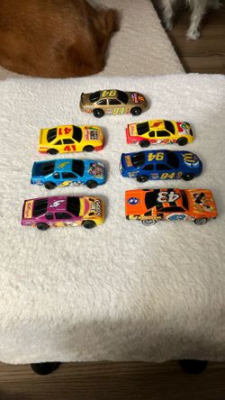 7 Hot Wheels $35.00