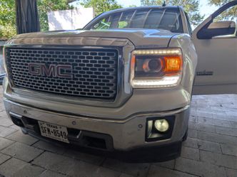 2014-2015 GMC Sierra headlights