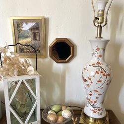 Vintage Chinoiserie Porcelain & Brass Lamp