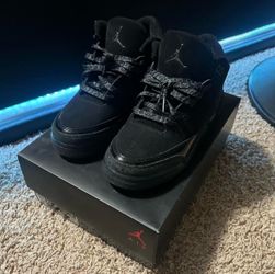 Black cat 3s