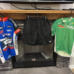 Men’s Large Bike training gear