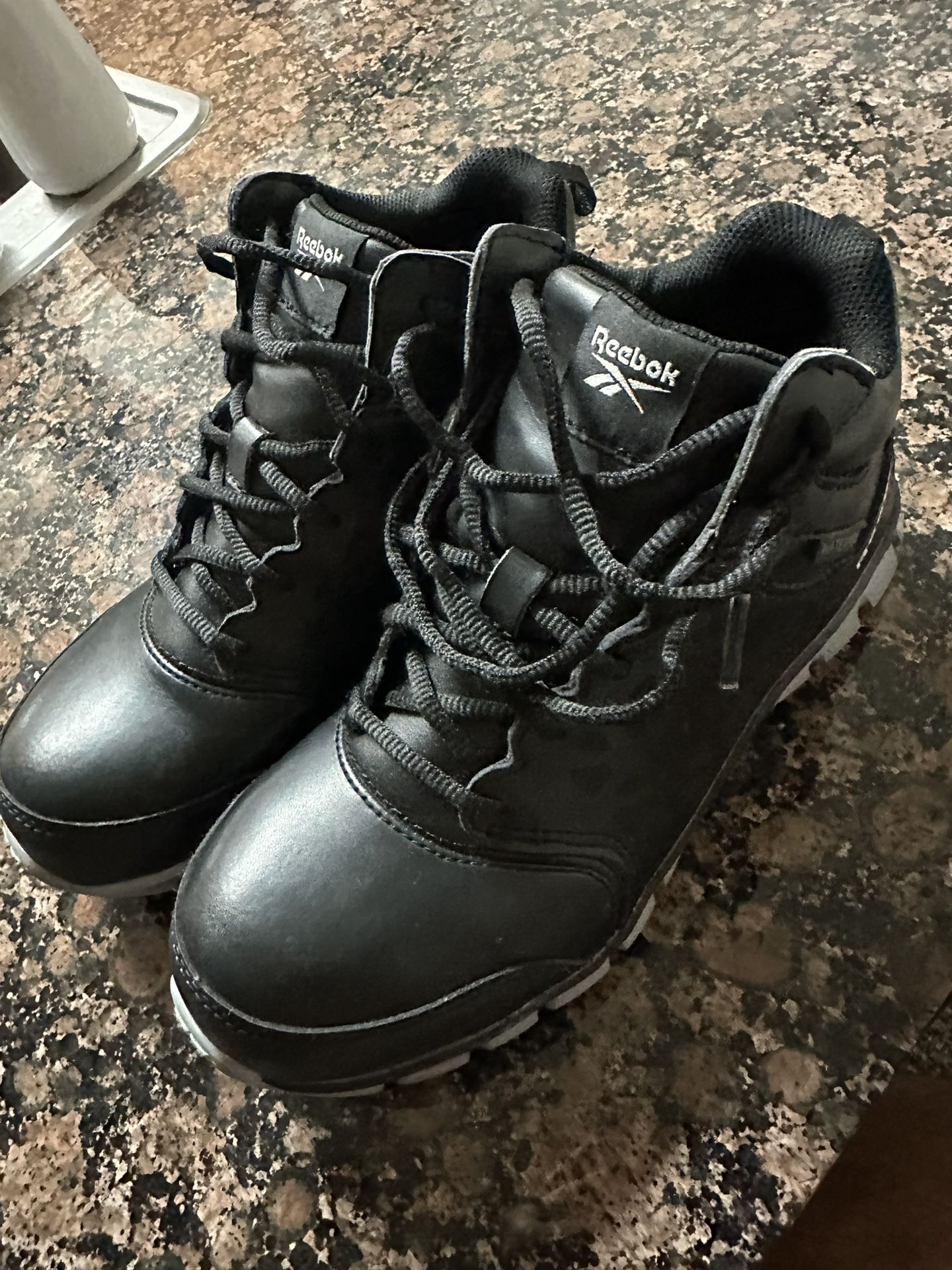 Reebok Safe Boots For Women Size 8