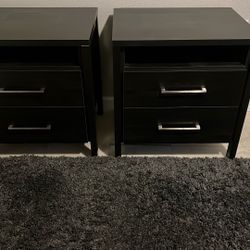 Nightstands, End Tables 