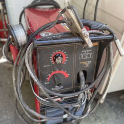 LINCOLN ELECTRIC POWER MIG 215 WELDER @$800