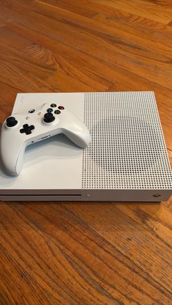 XBOX ONE S 1TB FOR SALE