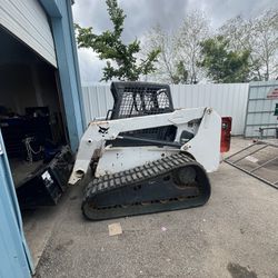 Bobcat Skid Steer