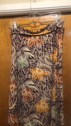 LuLaRoe Azure Skit 2XL