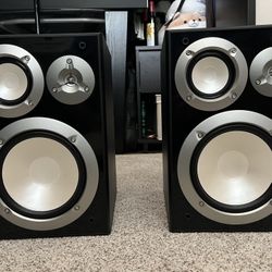 Yamaha NS-6490 Bookshelf Speakers