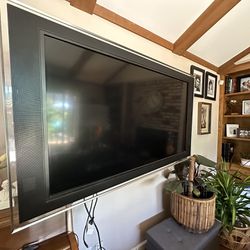 Sony 53” Flatscreen TV $350 OBO With Articulating Wall Mount - NICE