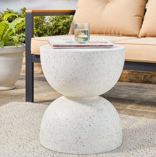 Glitzhome Modern Decorative Garden Stool Heavy Duty Patio Sturdy Faux Terrazzo Garden Stool Side Table Planter Stand for Indoor Covered Outdoor, 17.75