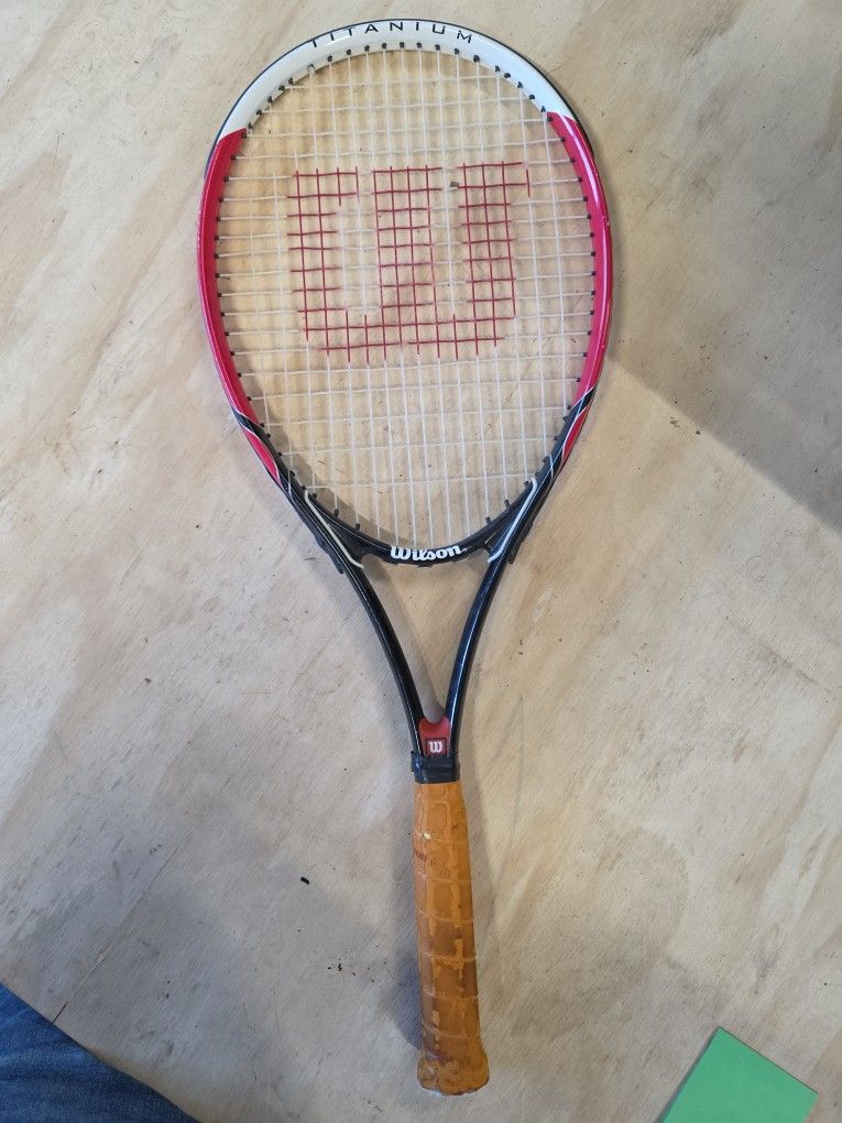 Wilson Roger Federer 27 Signature Titanium Tennis Racket