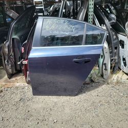 11/16 Chevy Cruze Left Rear Door Assembly $250