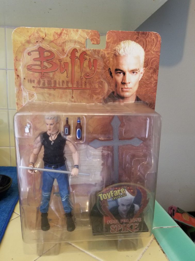 Spike action figure "Fool For Love"