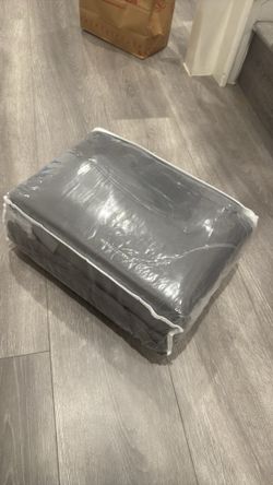 Queen Size 7-Piece Bed-in-a-Bag Set – Dark Gray 002