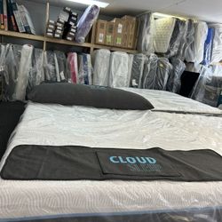 Brand New- Queen 13” Visco gel Hybrid Mattress 