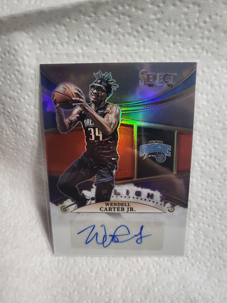2022-23 Panini Select In Flight Signatures Red Prizm #70/99 Wendell Carter Jr
