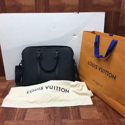 Louis Vuitton Aero gram Takeoff Briefcase Crossbody -men for Sale