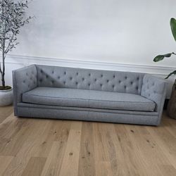 ROOM &BOARD SOFA 