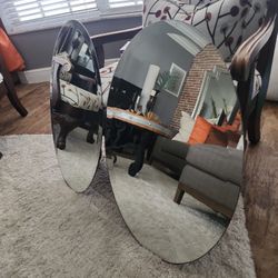 Two Mirrors Will Trash Thursday 