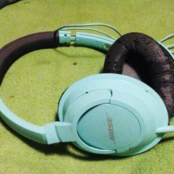 Bose TrueSound Headphones