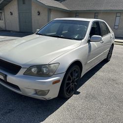 2004 Lexus is300