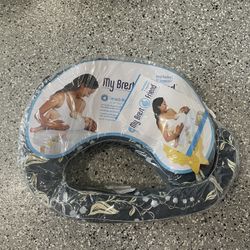 My Breastfriend Nursing Pillow