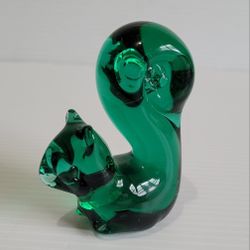 Vintage Art Glass Squirrel Paperweight Animal Figurine 3.5" .