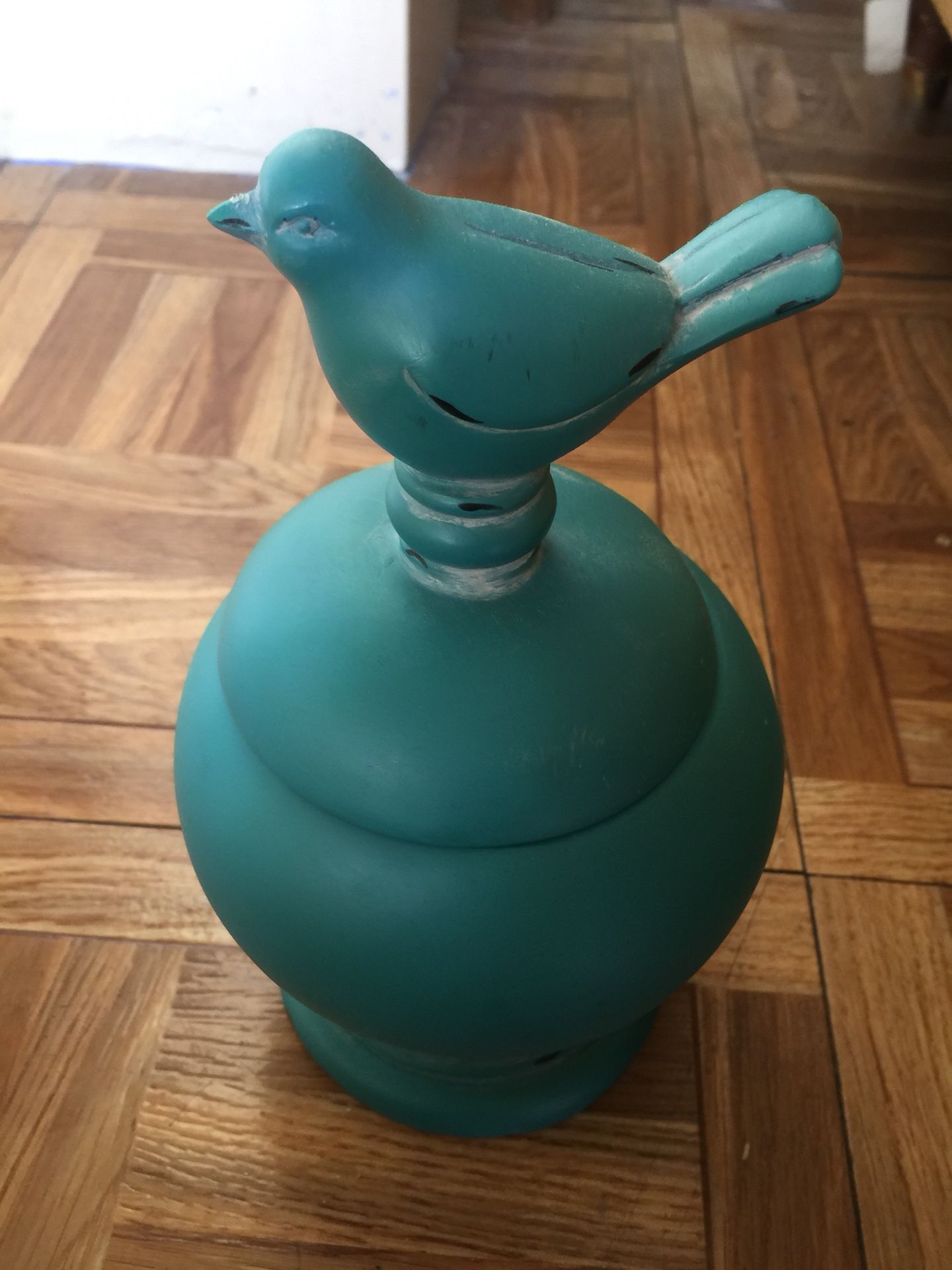 Sweet dark turquoise box