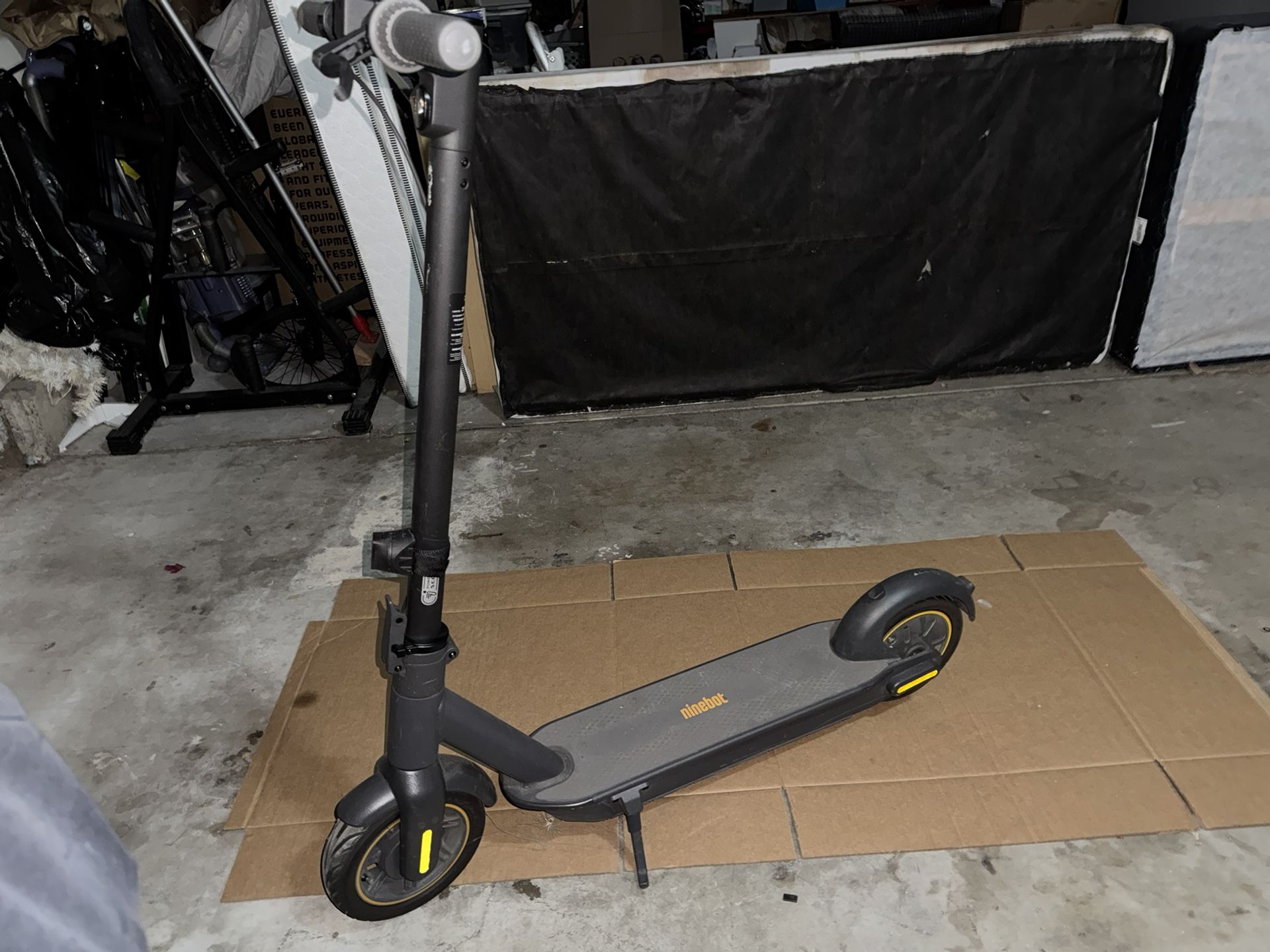 Ninebot KickScooter MAX model G30P