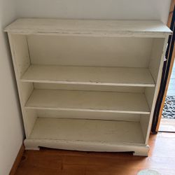 Vintage White Bookcase 