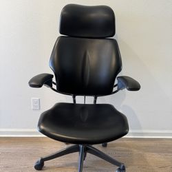 Humanscale Freedom Executive Office Chair / Gaming Chair