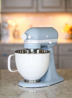 KitchenAid 100th Anniversary Edition 5Q Tilt-Head Mixer Misty Blue KSM180RPMB