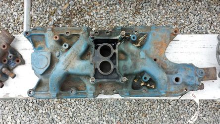 1965 Ford Mustang Intake Manifold